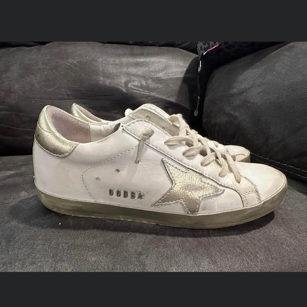 Golden Goose Superstars
